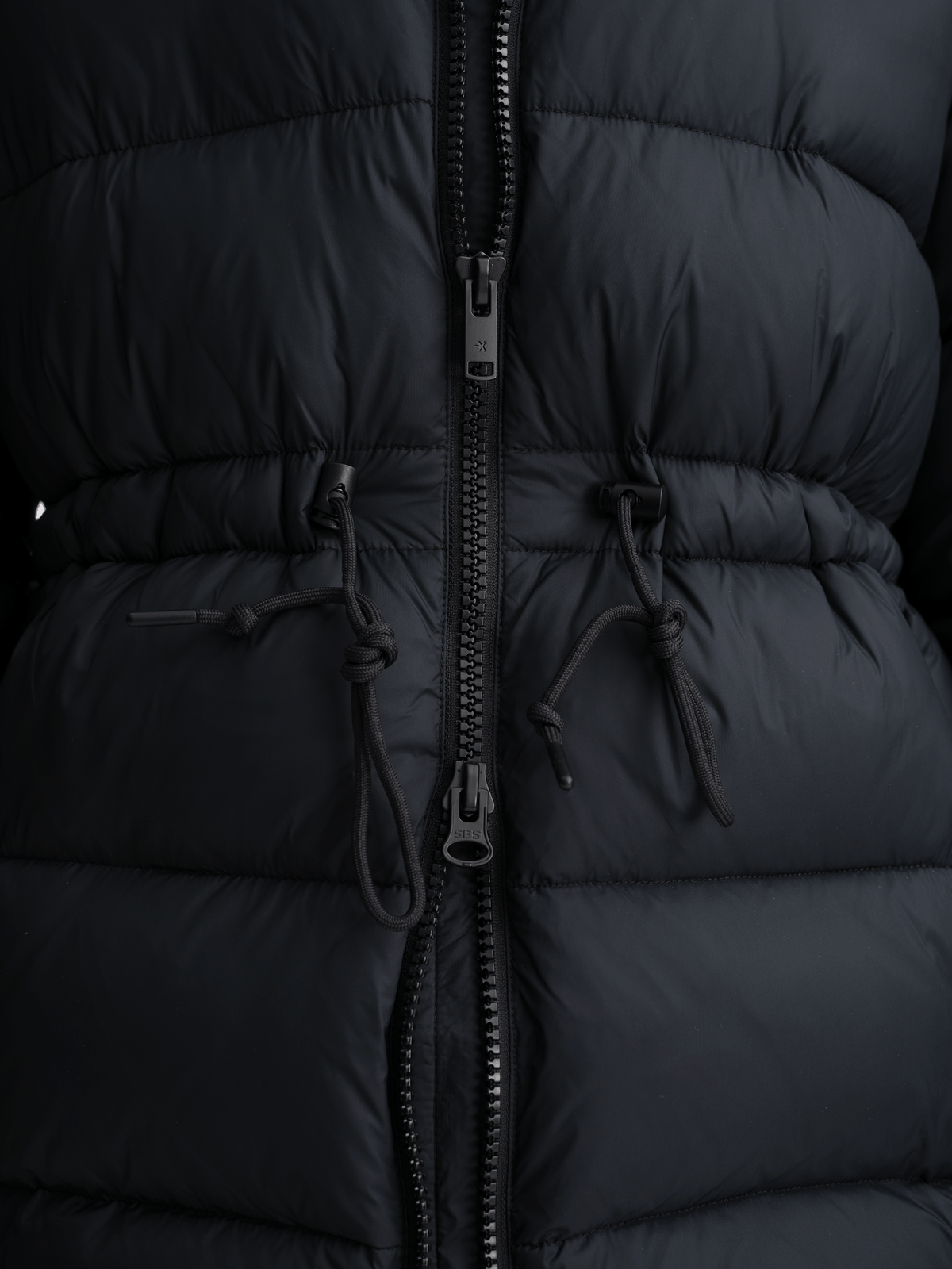 GAMILA MID JACKET BLACK Everest Padded Parka
