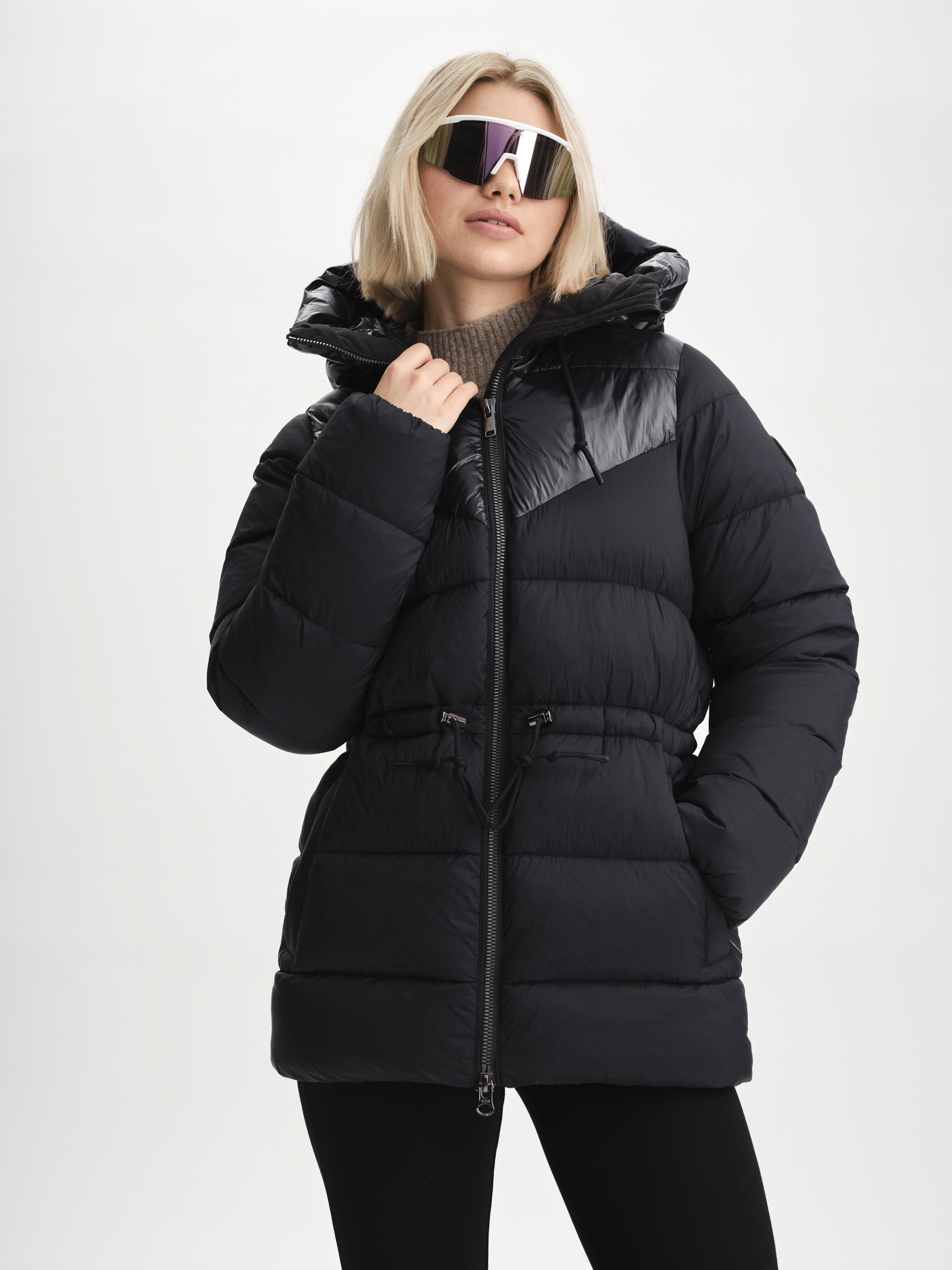 MISTI MID JACKET BLACK Everest Jacket