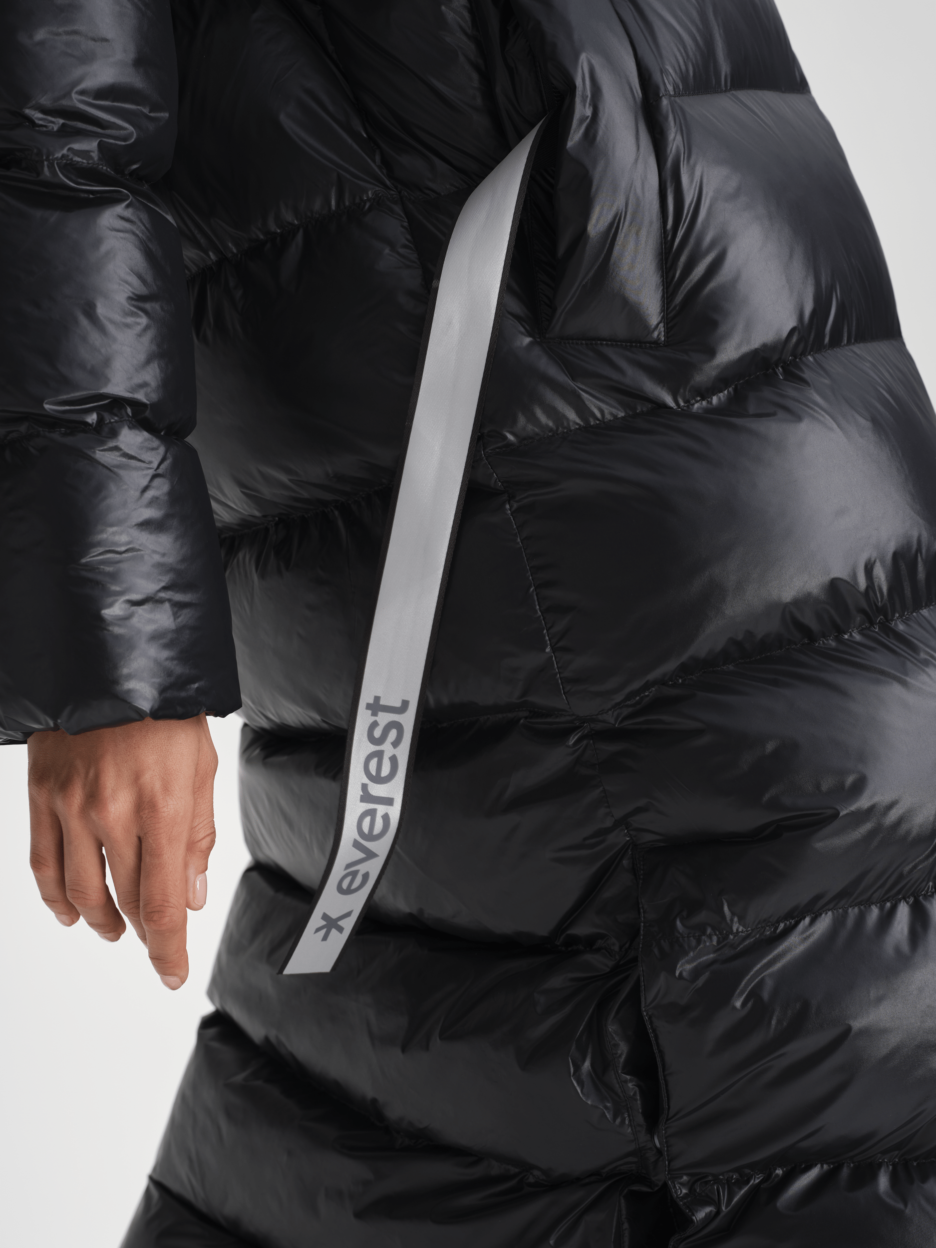 JUNEAU COAT BLACK SHINY Everest Padded Coat