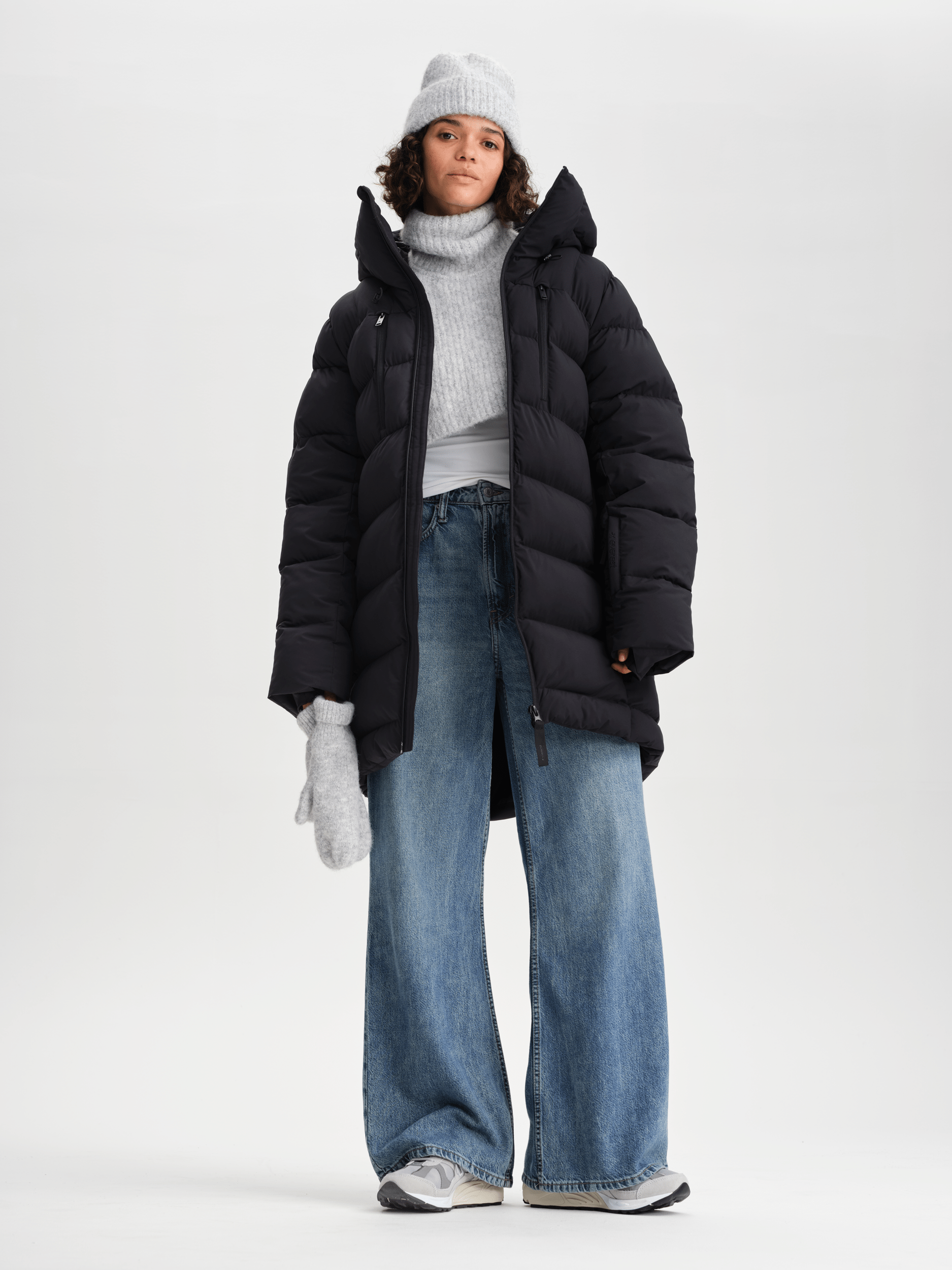 BRENTA PARKA SCHWARZ Everest Gepolsterter Parka