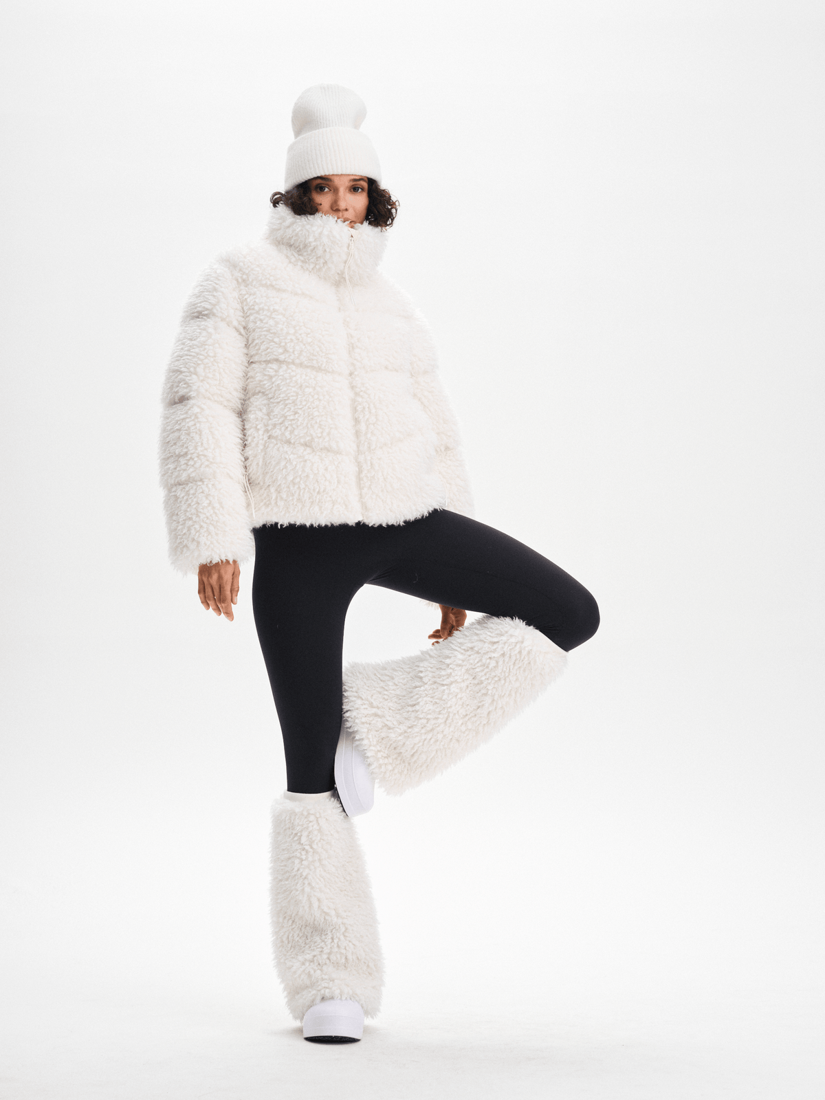 W AMNE JACKET OFF WHITE Everest Padded Jacket