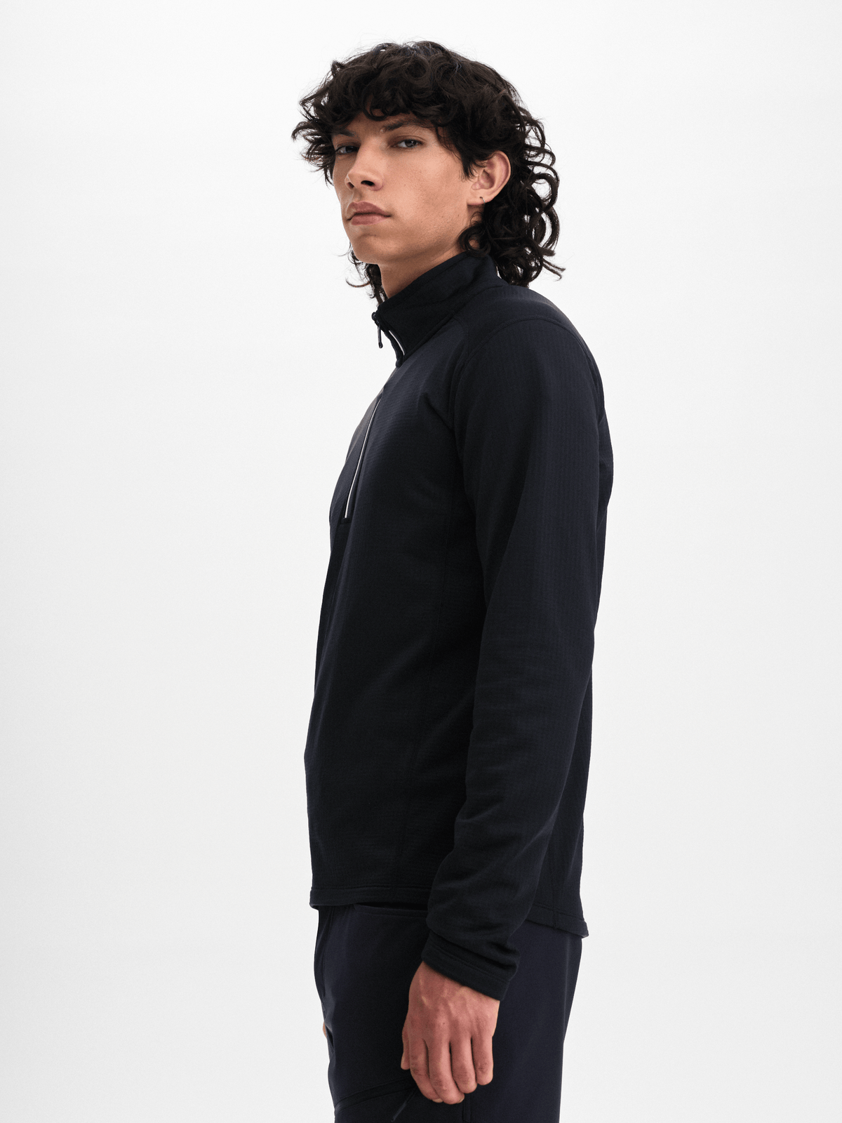 VENTURE HALFZIP BLACK -SAKNAR TEXT Everest Second Layer Hood