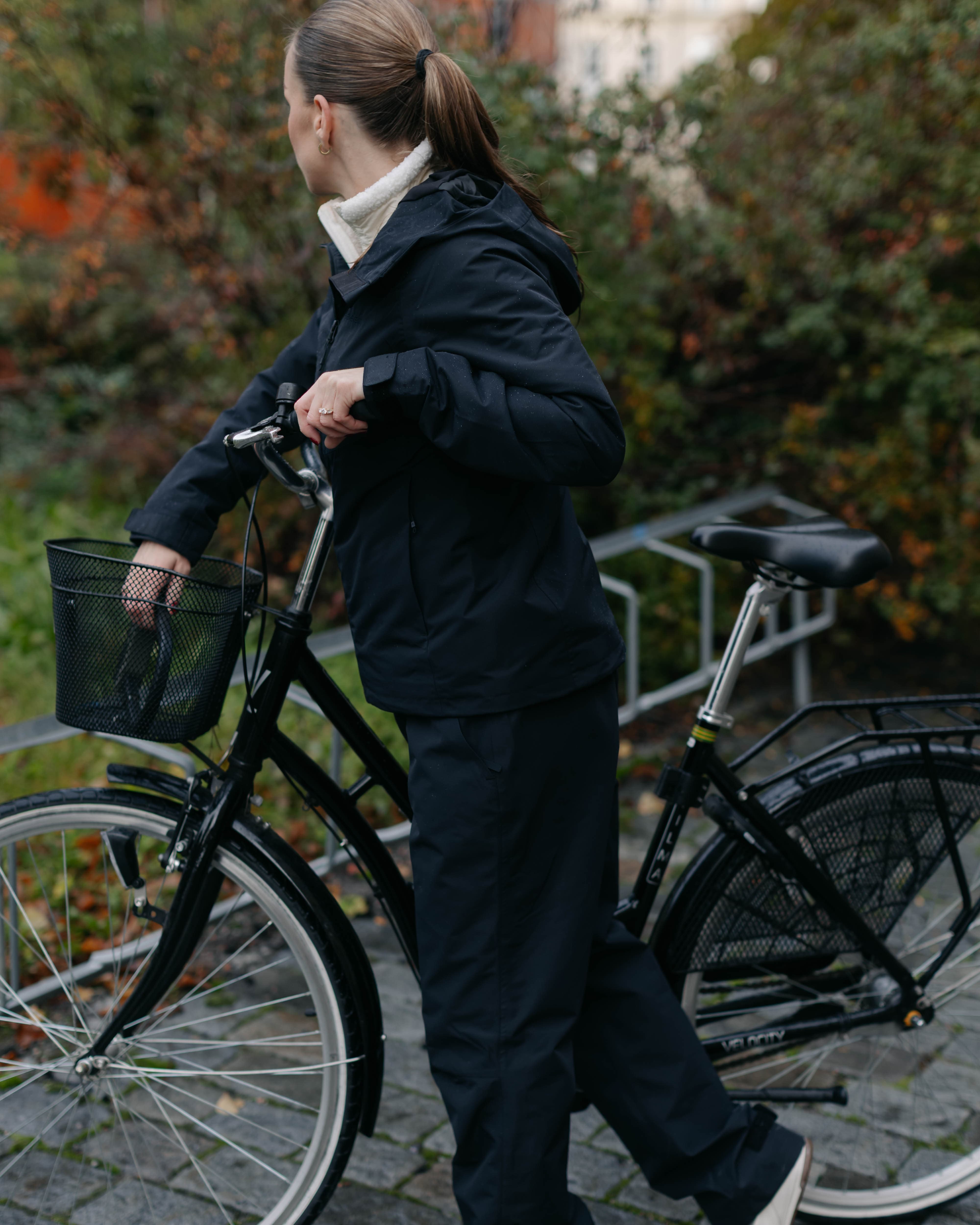 WOMENS ALLROUND JACKET BLACK Everest All Weather Jacket