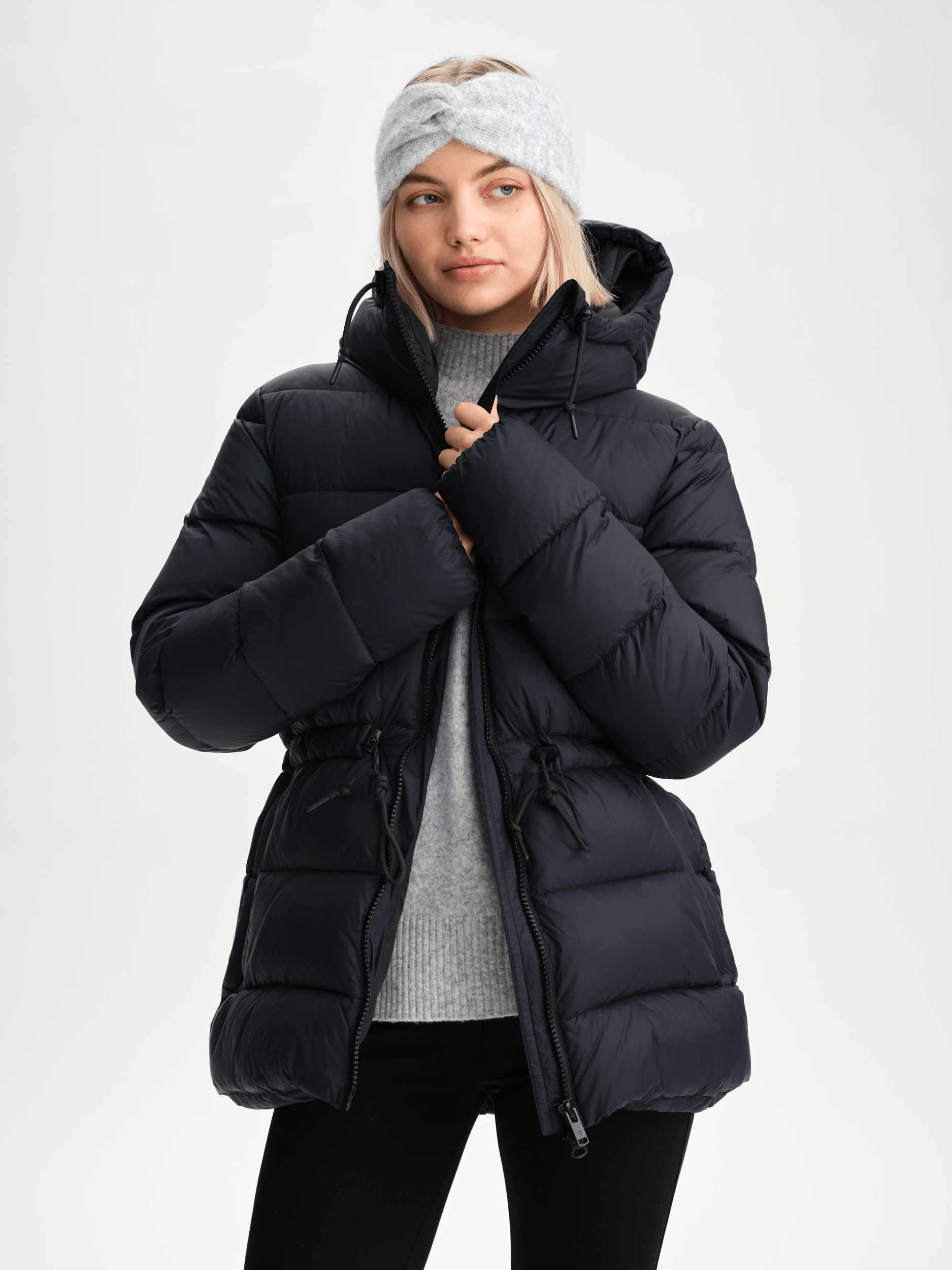GAMILA MID JACKET BLACK Everest Padded Parka