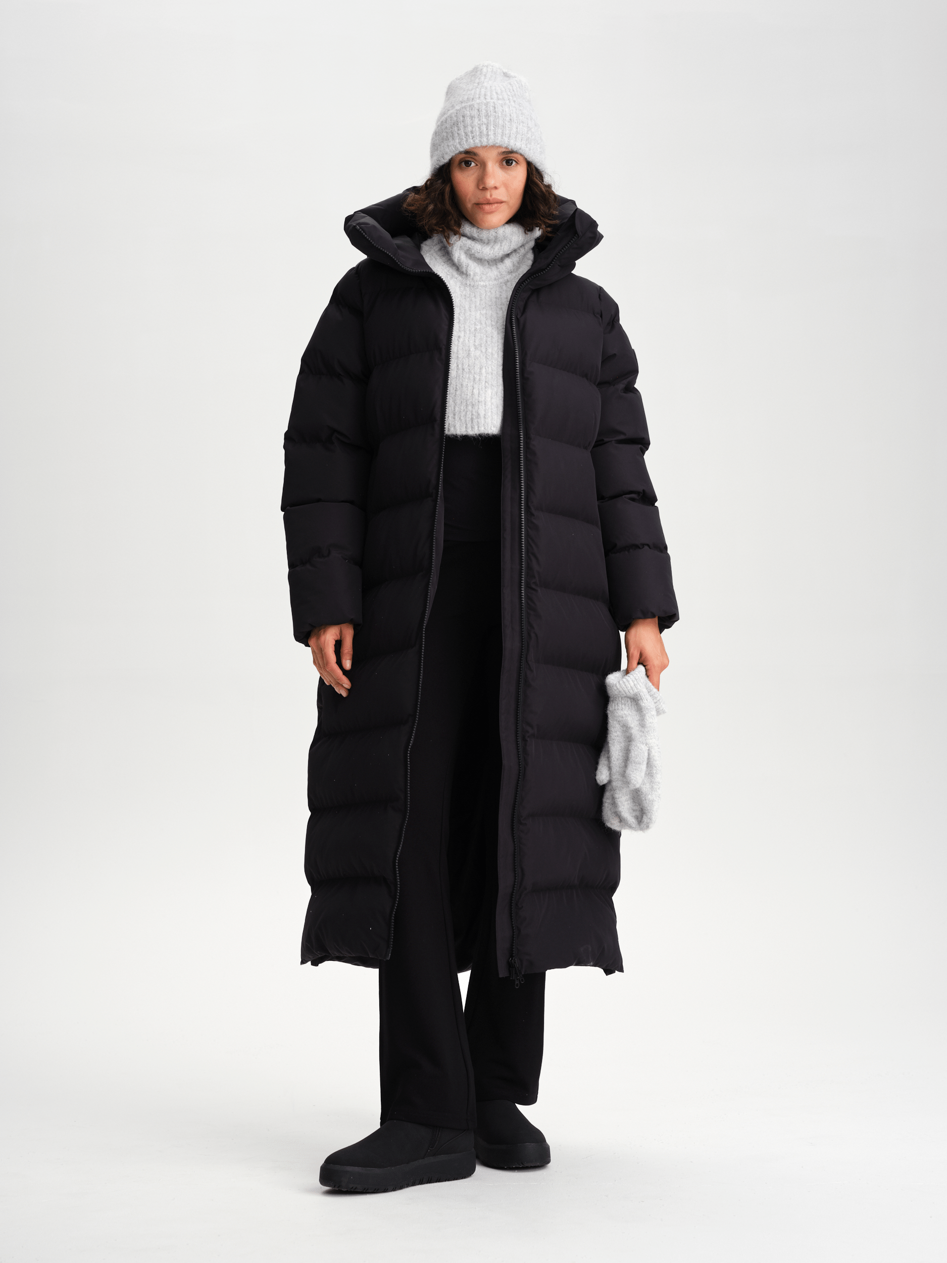 JUNEAU COAT BLACK Everest Padded Coat