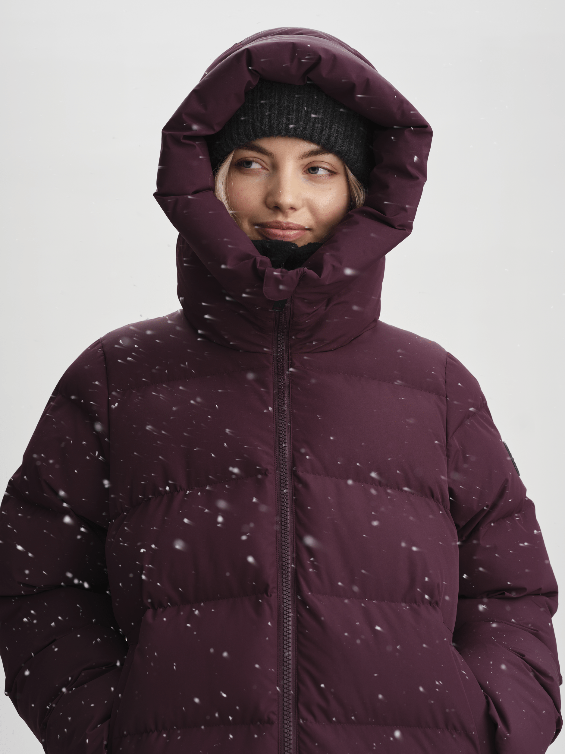 JUNEAU COAT BURGUNDY Everest Padded Coat