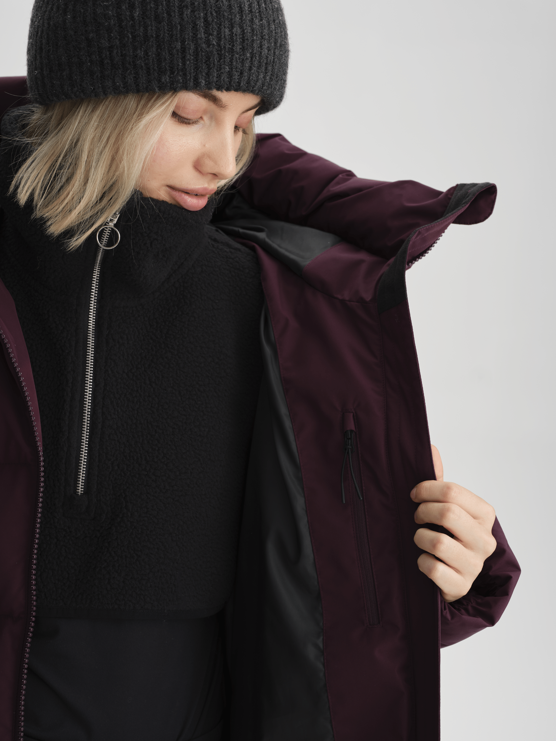 JUNEAU COAT BURGUNDY Everest Padded Coat