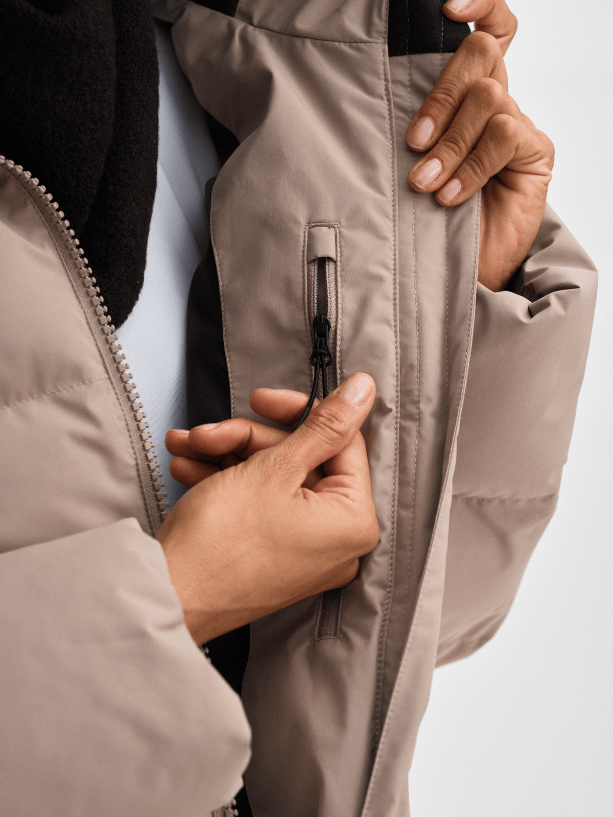 JUNEAU COAT DESERT BEIGE Everest Padded Coat