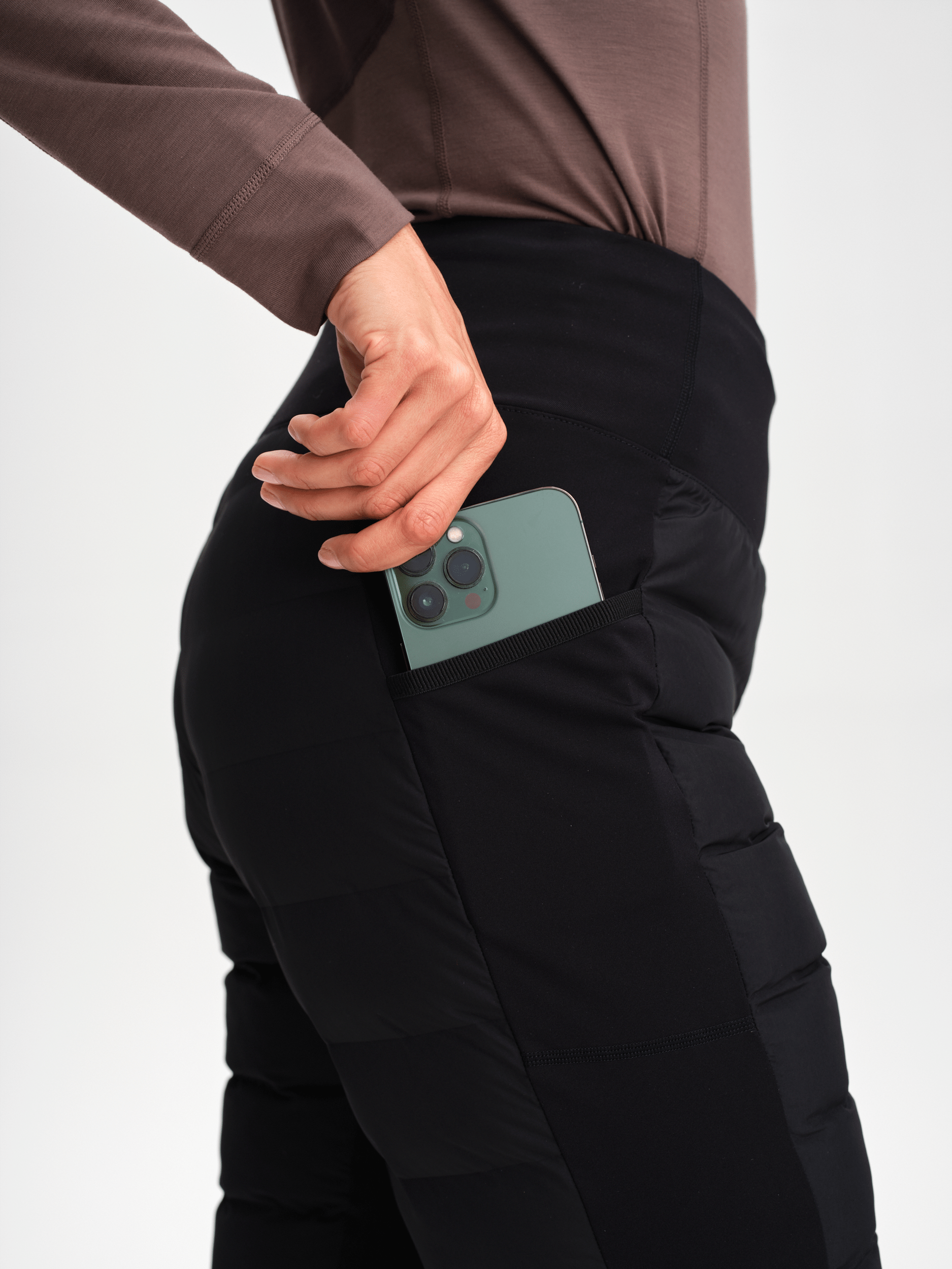 AGNES SHORTS  SCHWARZ Everest Shorts