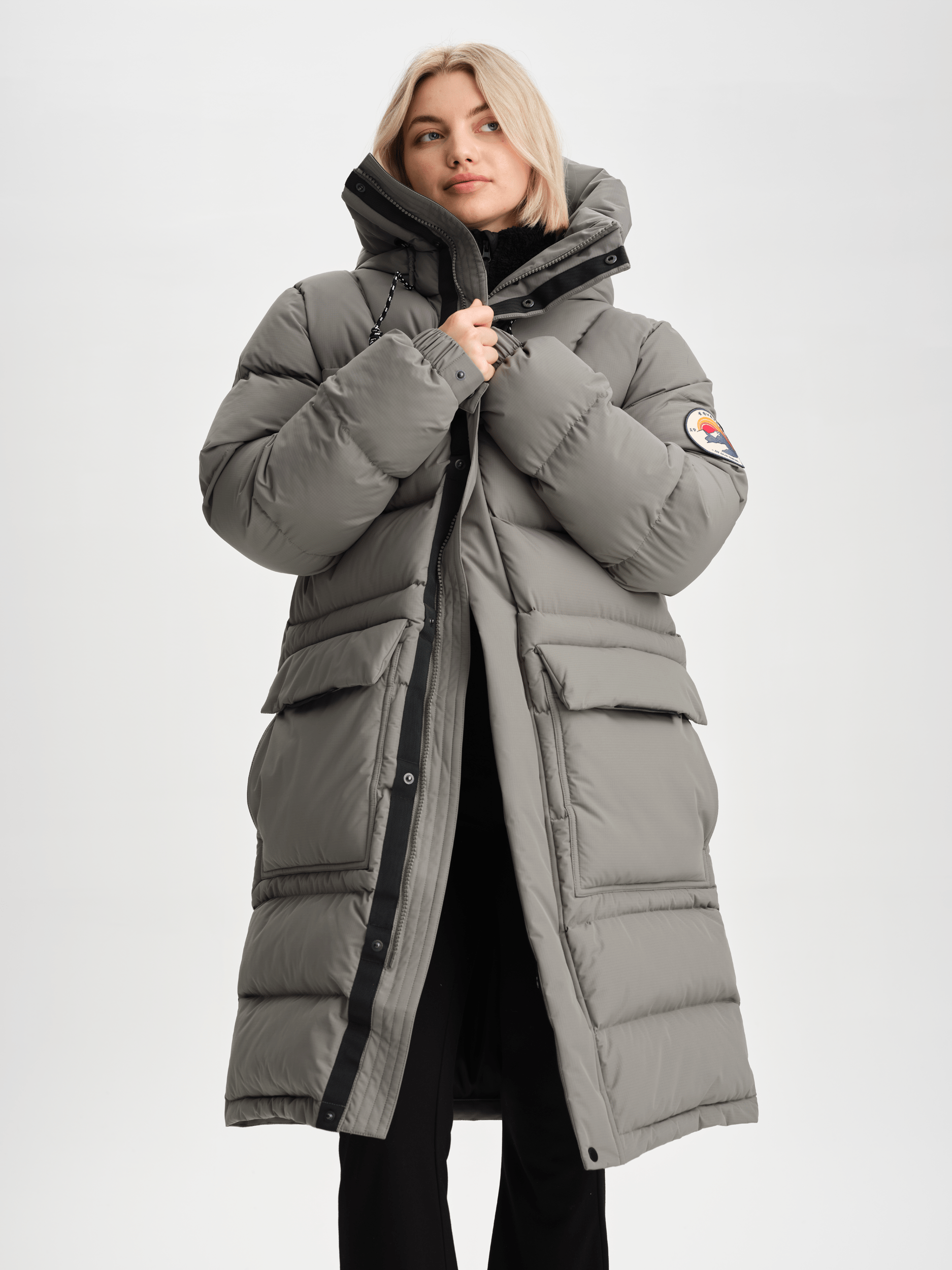 ARCTIC DŁUGA PARKA KHAKI SZARA Everest Pikowana parka