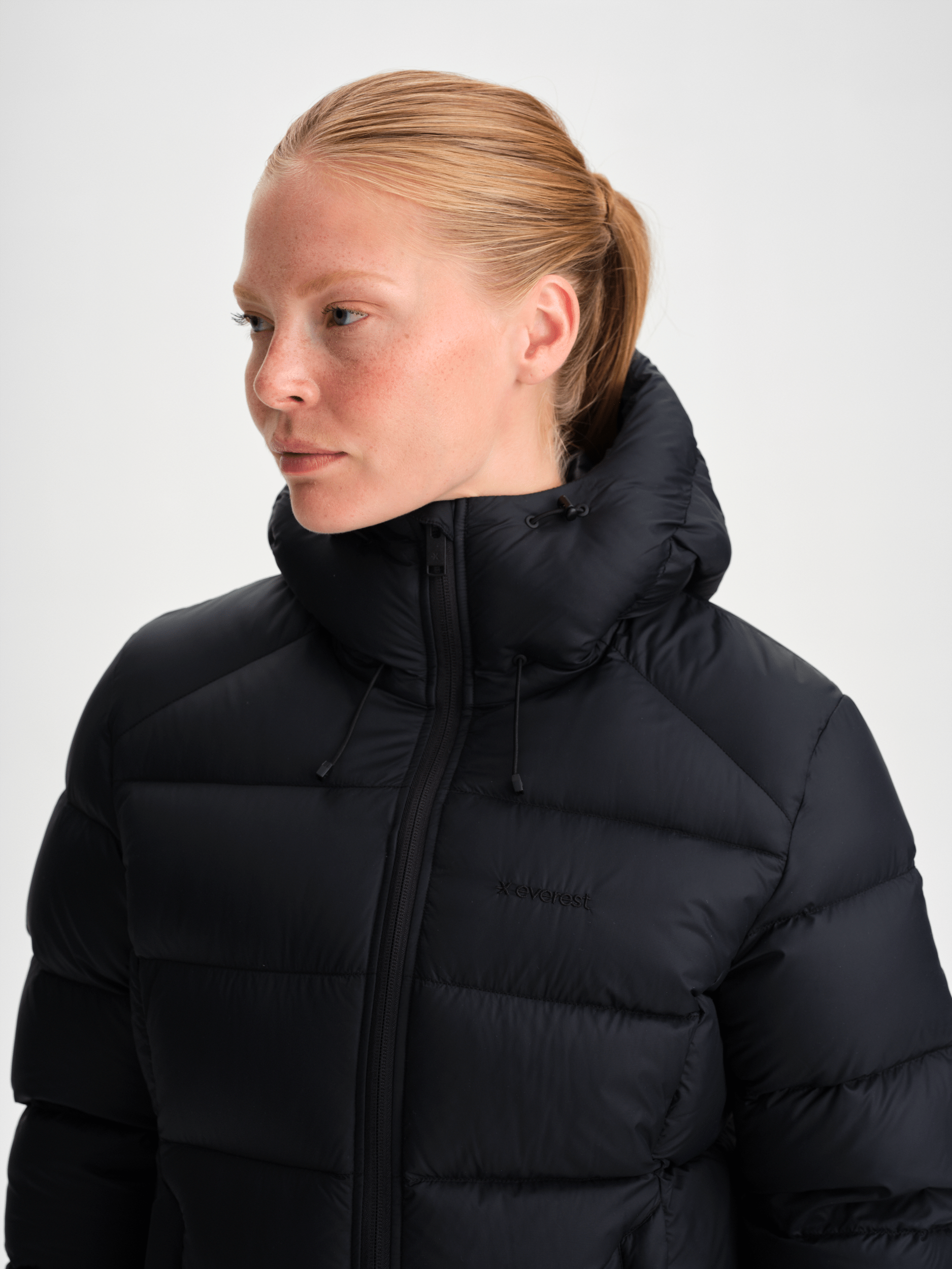 EXPEDITION DOWN KURTKA CZARNA DAMSKA Everest Pikowana kurtka puchowa
