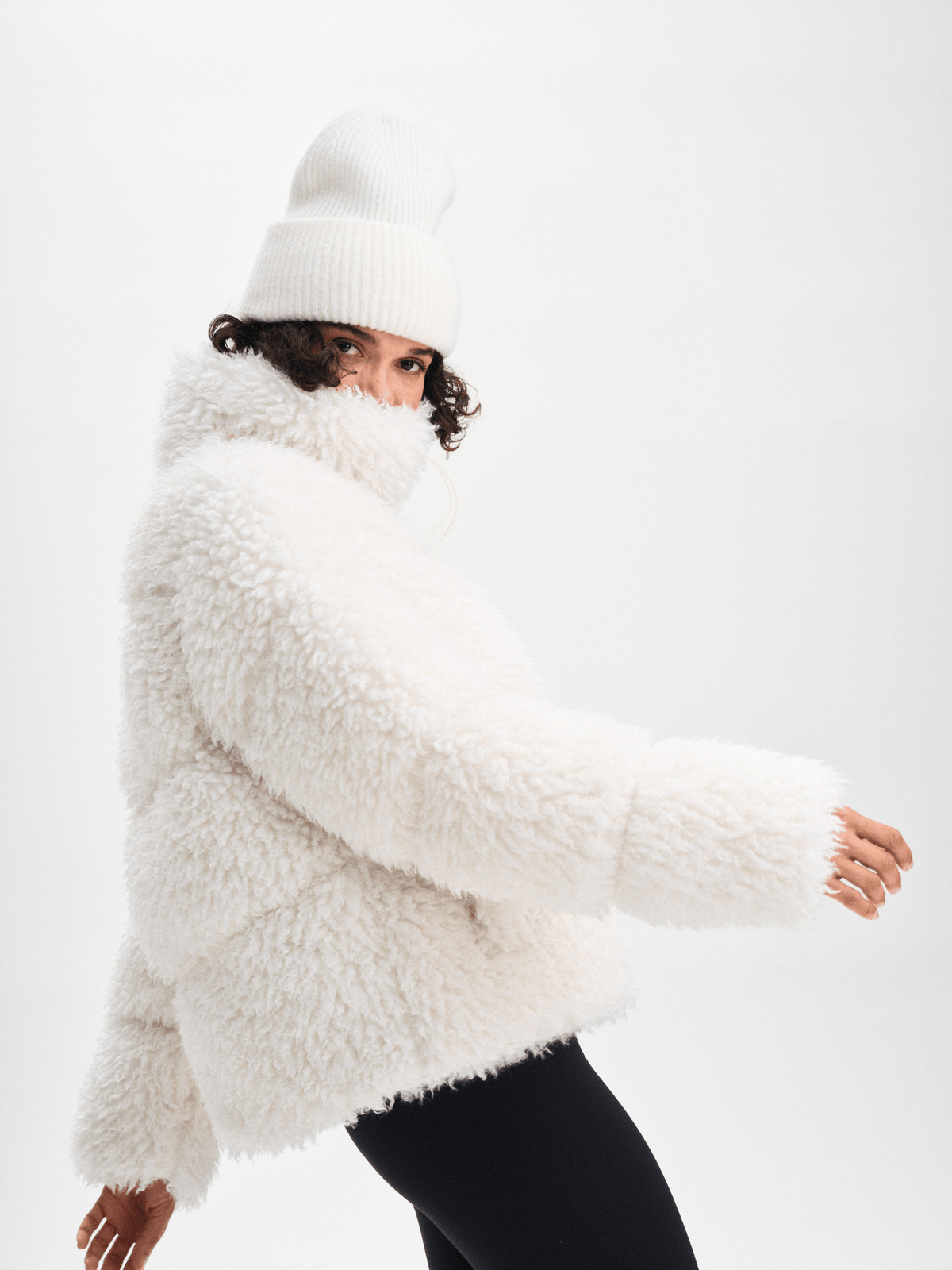 W AMNE JACKET OFF WHITE Everest Padded Jacket