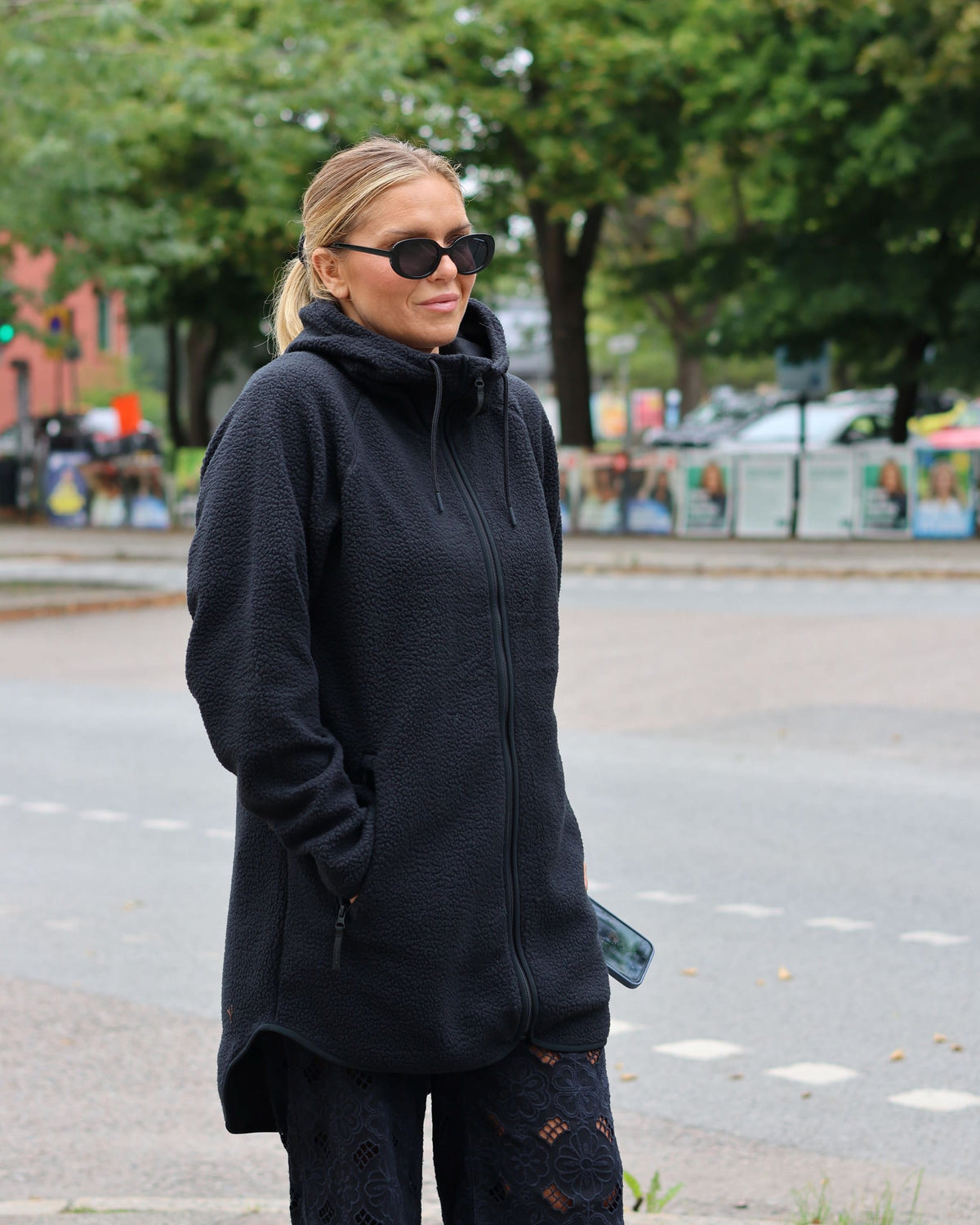 PILE LONG HOOD BLACK Everest Fleece Jumper